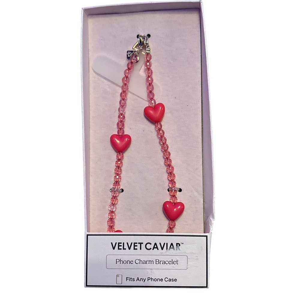 NEW Velvet Caviar Pink Heart Beaded Phone Charm Bracelet Wristlet 7"